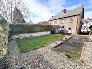 Photo 19- click for photo gallery